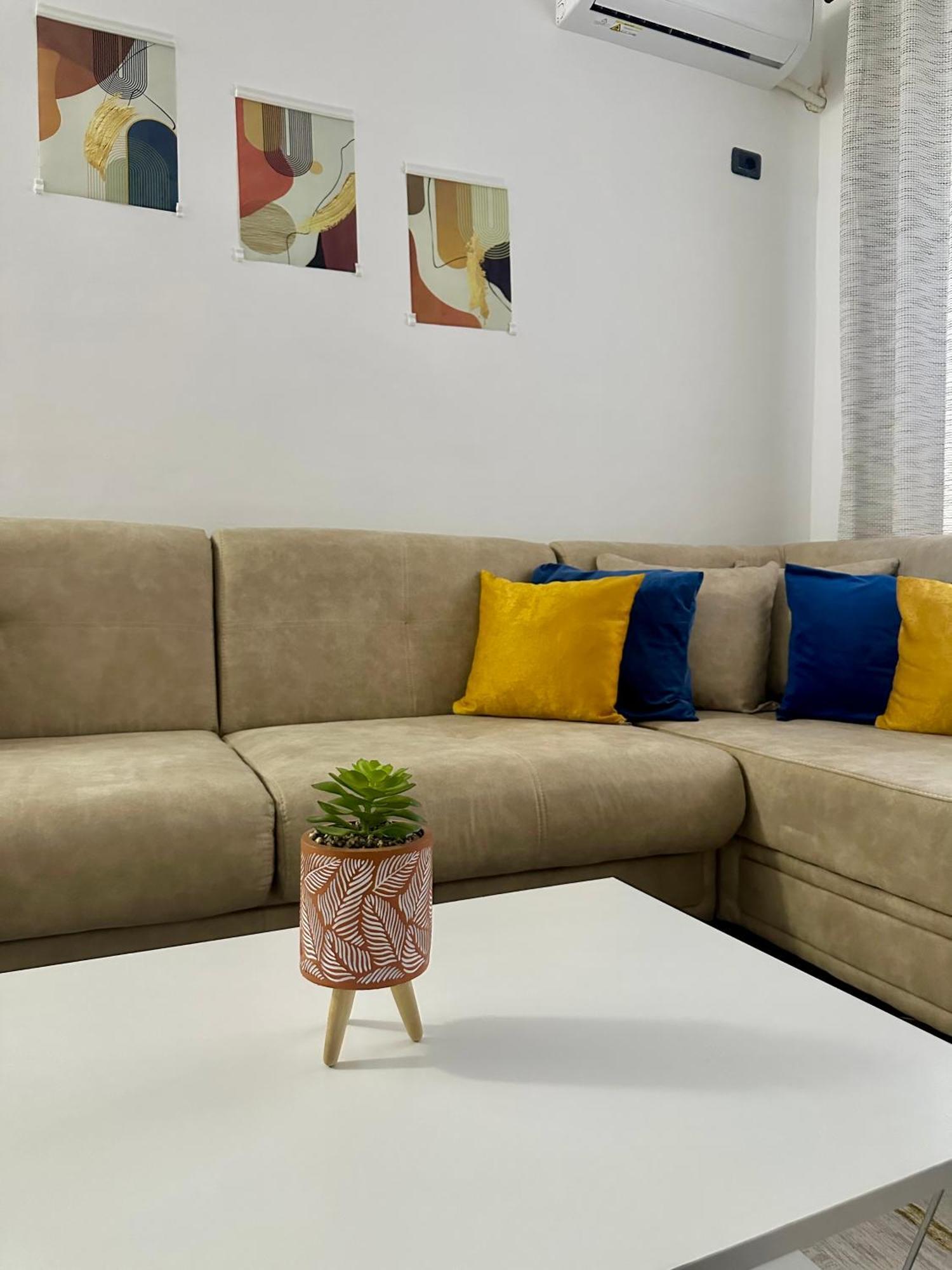Iri Apartment *